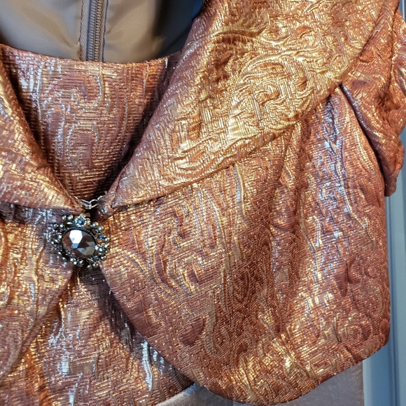 Stunning and unique CACHET dress and jacket, size 4, gold and copper color - Picture 5 of 7